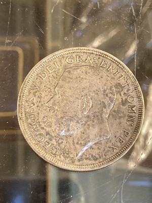 Lot 475 - George V Crown, 1933