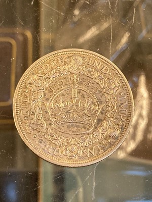 Lot 475 - George V Crown, 1933