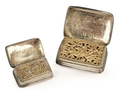 Lot 90 - Vinaigrette. Two silver 19th century vinaigrettes by Joseph Wilmore