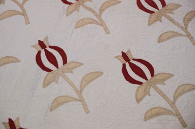 Lot 173 - Quilt. An American marriage quilt, early 20th century
