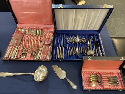 Lot 83 - Silver Cutlery. Continental silver cutlery stamped 800