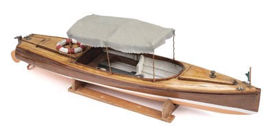 Lot 281 - Thames Gentleman's Launch. An Edwardian style model of a Thames Gentleman's Launch