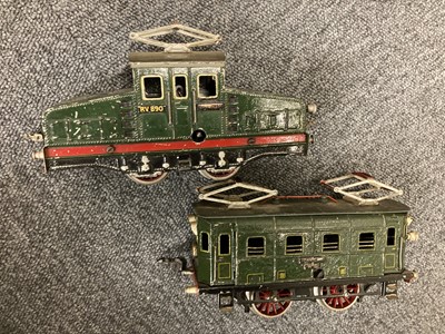 Lot 259 - Clockwork Automobile. Model of a Bugatti racing car by Paya Coop, 1985