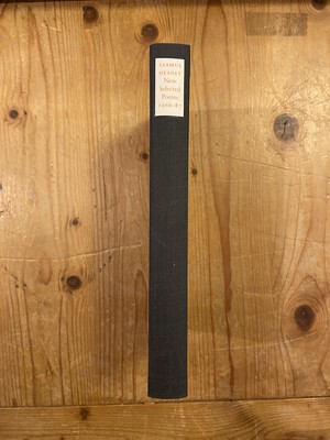 Lot 881 - Heaney (Seamus). New Selected Poems 1966-1987