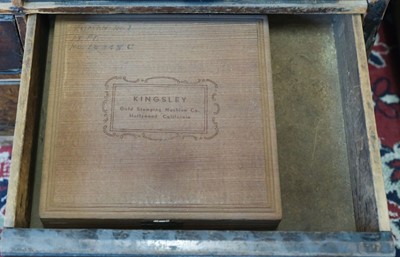 Lot 324 - Blocking machine. A small blocking machine by Kingsley Gold Stamping Machine Co., Hollywood, California, USA