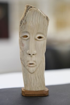 Lot 179 - Welch (Denton, 1915-1948). Bone Head sculpture, 1943