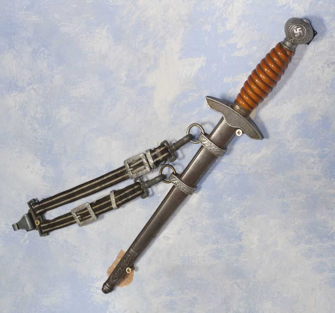 Lot 534 - German Dagger. WWII Luftwaffe dagger