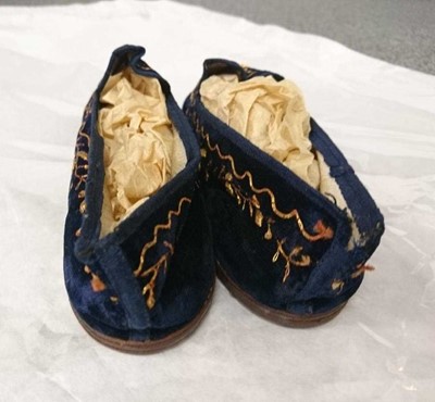 Lot 598 - Clothing. A pair of Regency silk half boots, circa 1820s/30s