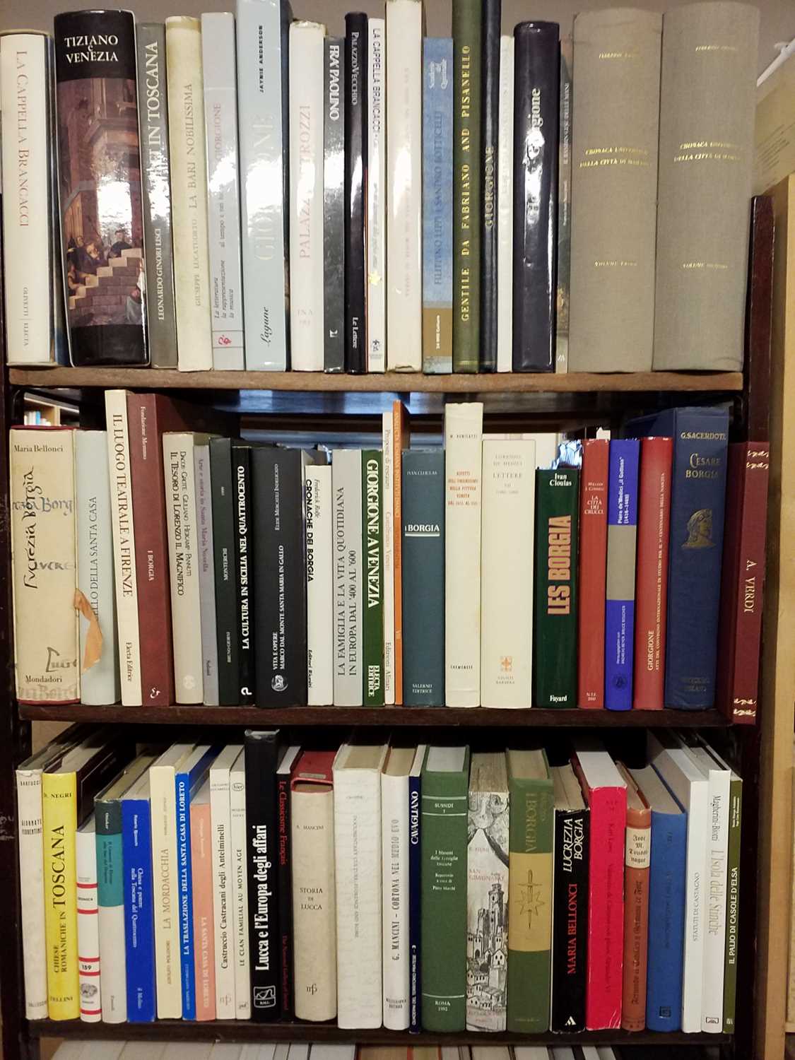 Lot 272 - Italian Language History. A large collection of modern Italian language history & art reference