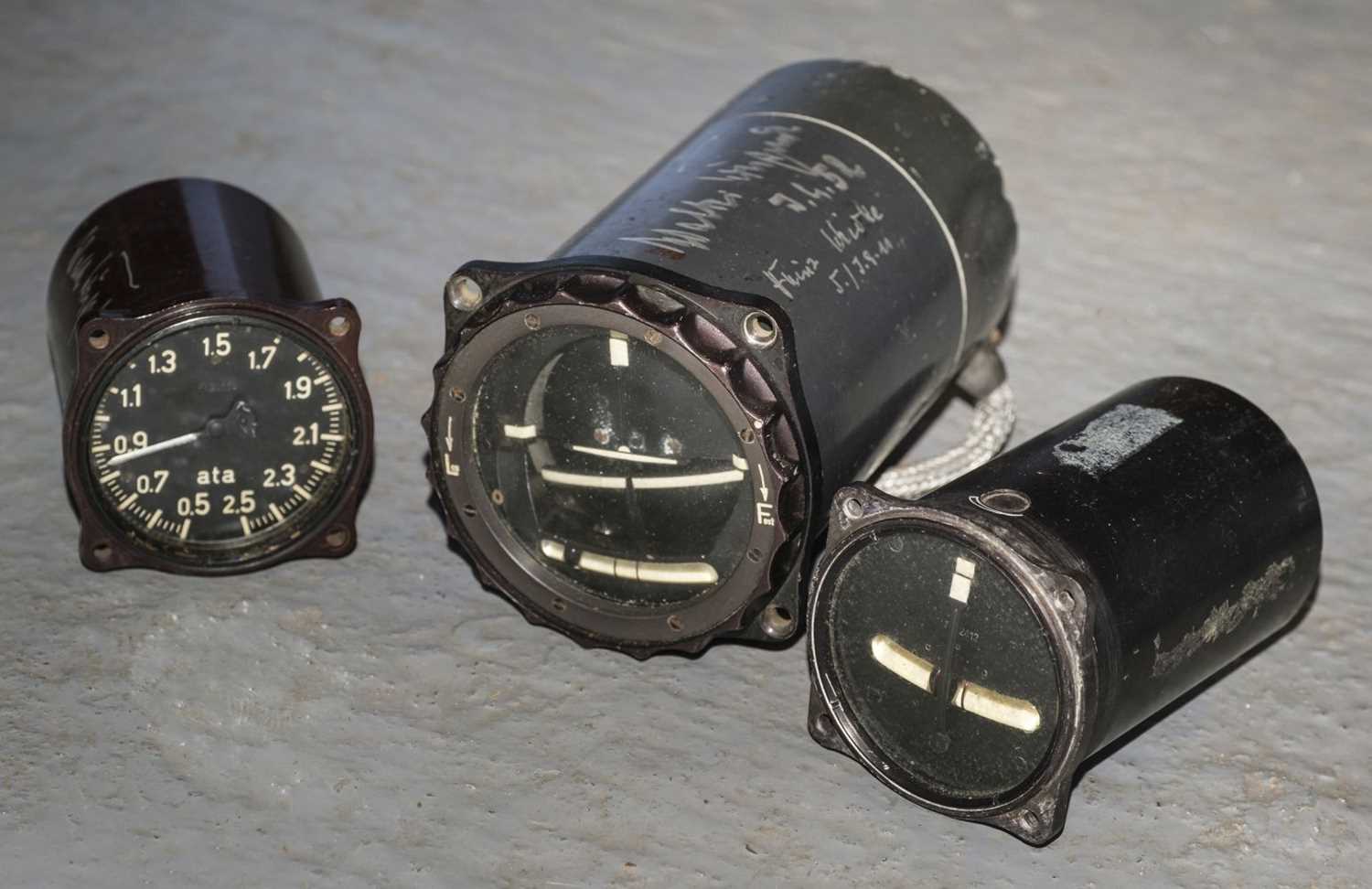 Lot 550 - Cockpit Instruments. A collection of