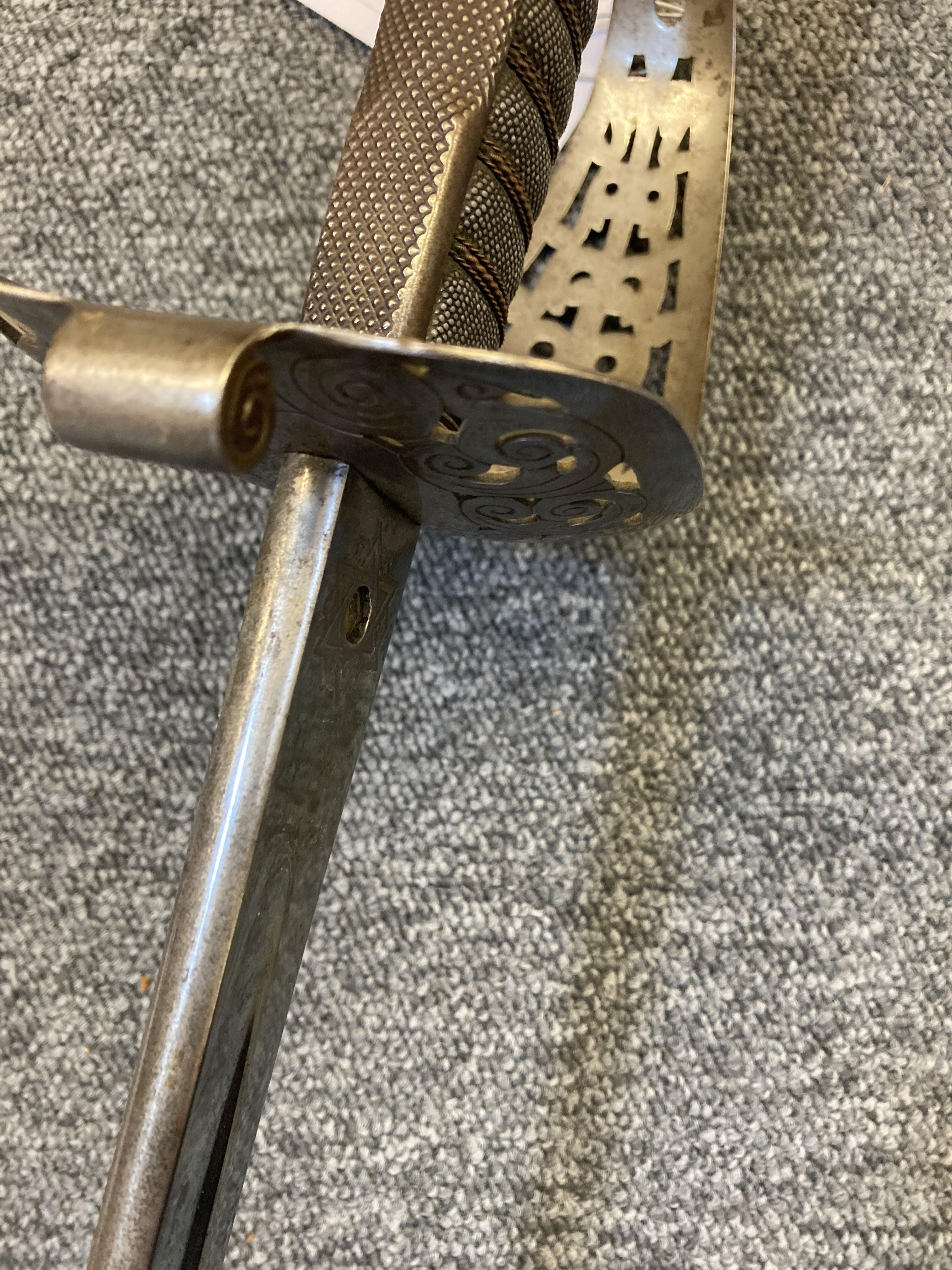 Lot 108 - Sword. A Victorian 1821 Pattern Cavalry