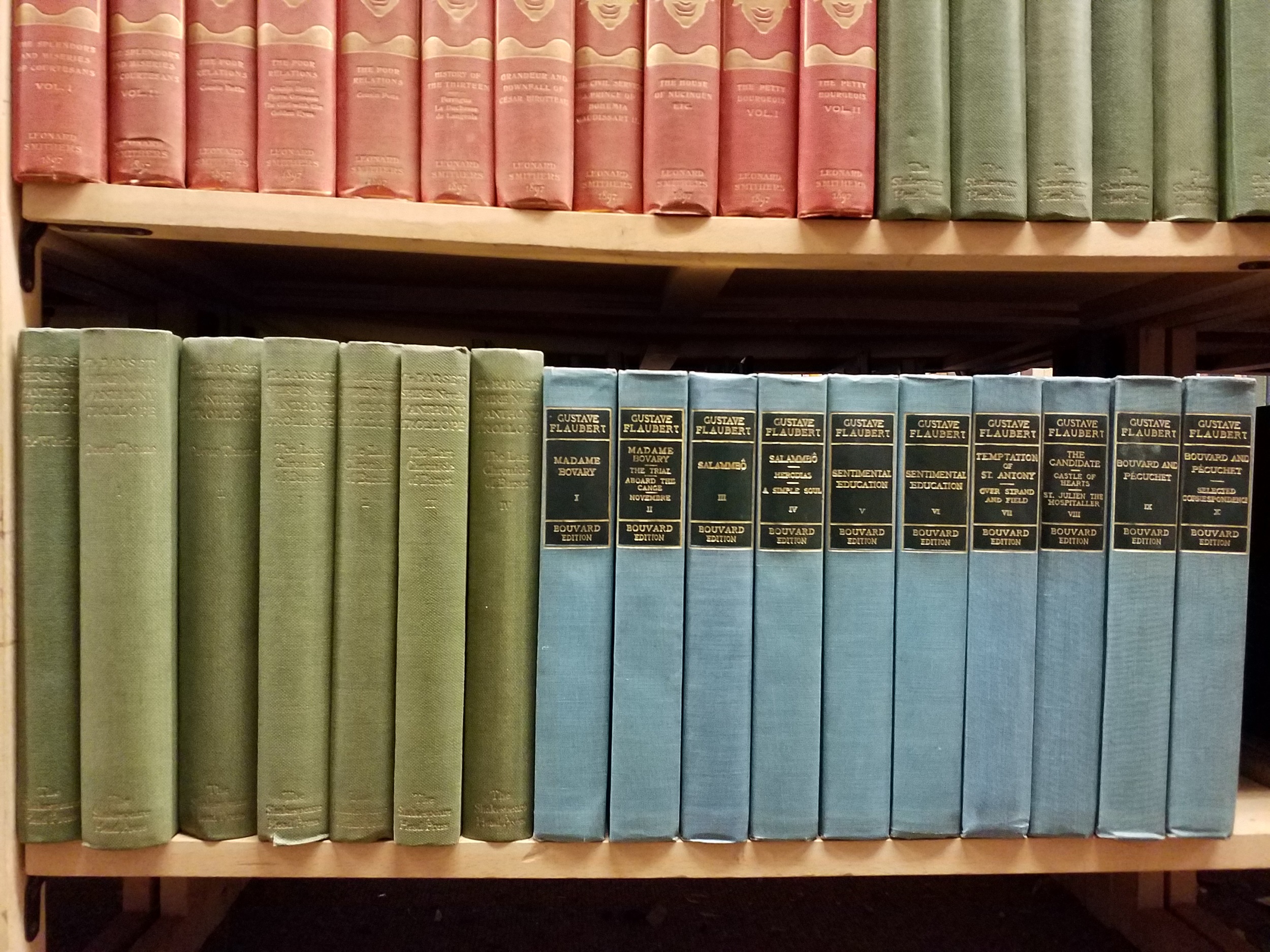 Lot 440 - English Literature. A large collection of