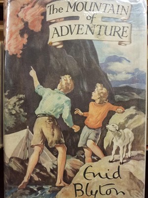 Lot 454 - Juvenile Literature. A large collection of 20th-century juvenile & illustrated literature