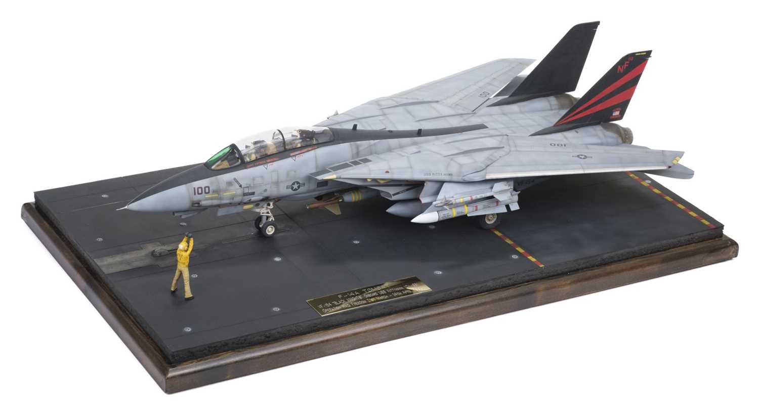 Lot 320 - Aircraft Diorama. F-14A Tomcat, VF-154