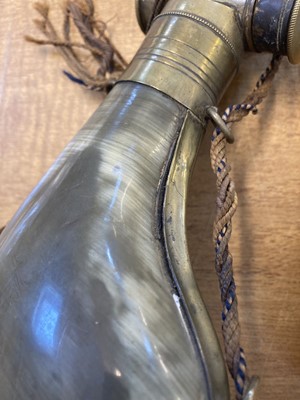 Lot 164 - Powder Flask. A Victorian Sykes Patent 'Lanthorn' horn powder flask