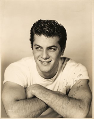 Lot 208 - Curtis (Tony, 1925-2010). An oversize vintage signed and inscribed photograph of the young actor