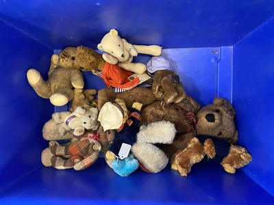 Lot 177 - Teddy Bears. A collection of 32 teddy bears, early/mid 20th century