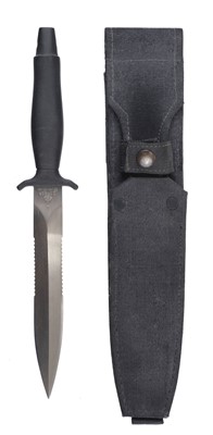 Lot 82 - Gerber Knife. A Gerber MkII Survival Knife, serial number 'H8312S', dating this knife to 1989