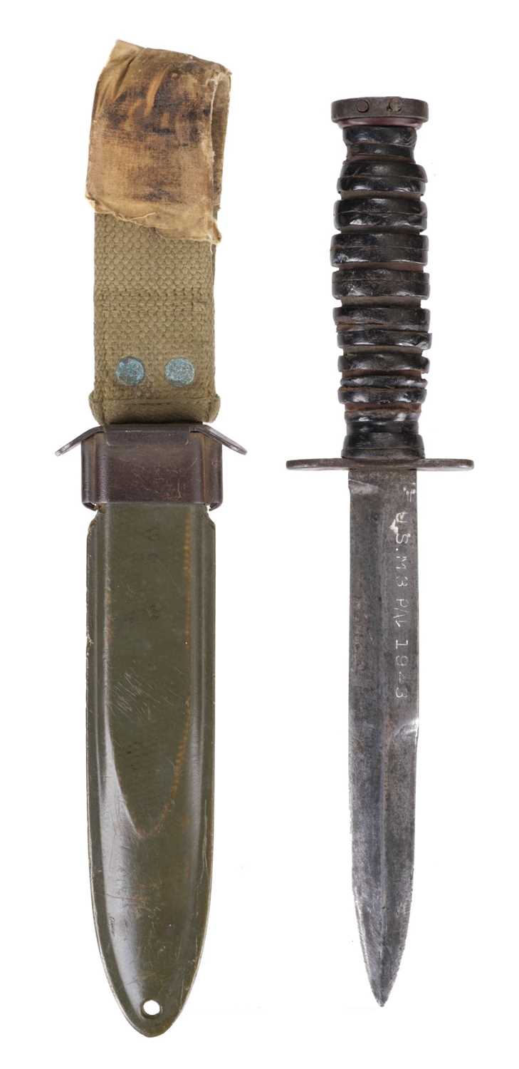 Lot 76 - Fighting Knife. WWII American M3 fighting