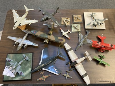 Lot 298 - Model Aircraft. A mixed collection of model aircraft