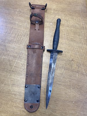 Lot 71 - Fighting Knife. A WWII American alloy fighting knife