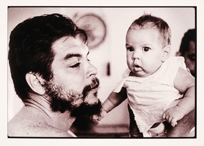 Lot 19 - Cuba. Che and Child by Perfecto Romero (1936-), c. 1960, gelatin silver print