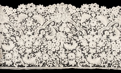 Lot 659 - Lace. A large length of Bruges bobbin lace, 19th century