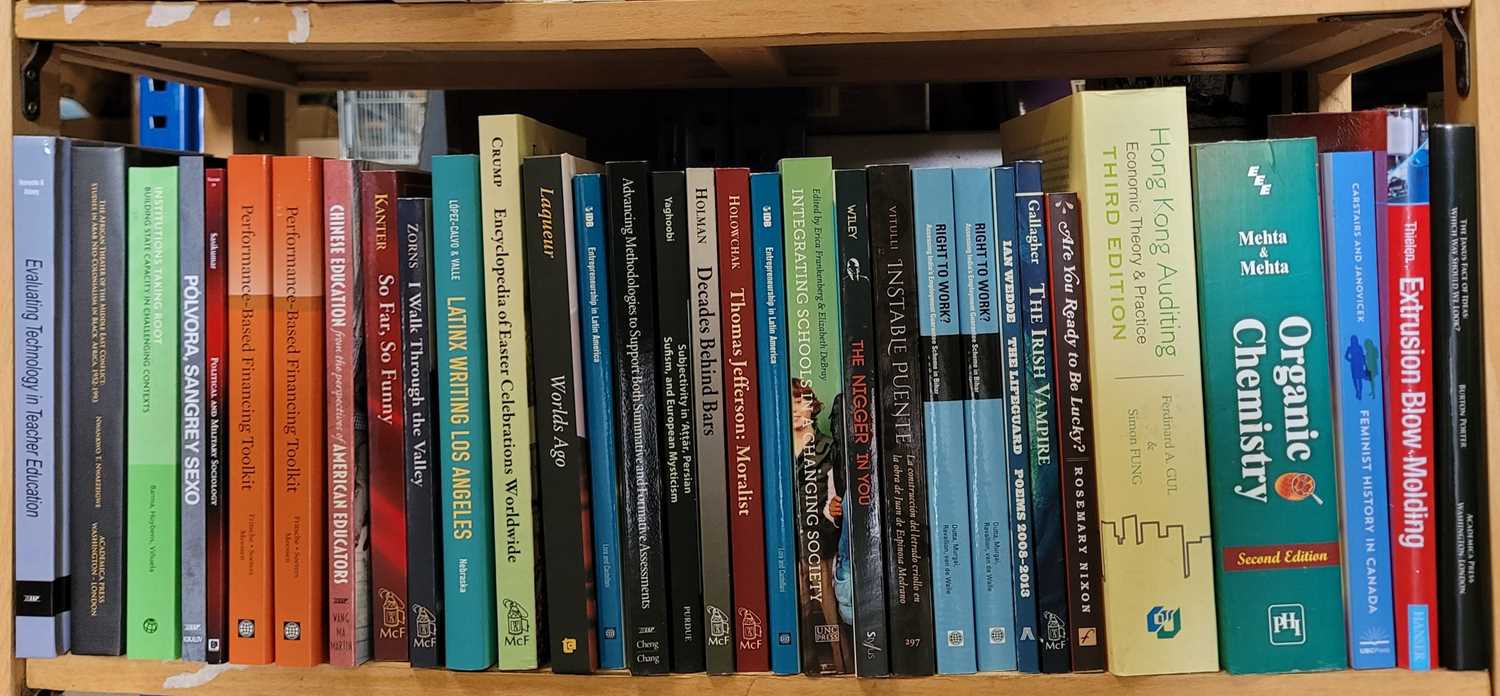 Lot 385 - Modern Academic. A large collection of modern academic literature