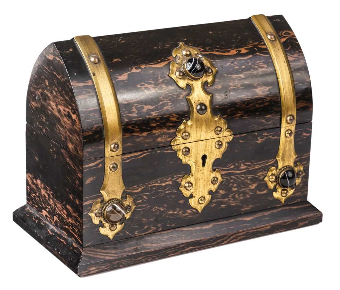 Lot 453 - Scent Bottle Box. A fine Victorian coromandel veneered scent bottle box