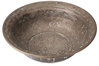 Lot 436 - Arts and Crafts Movement. A hammered brass bowl circa 1900