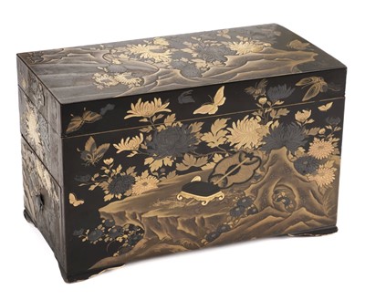 Lot 473 - Calligraphy Box. A Japanese lacquer calligraphy box, Meiji period (1868-1912)