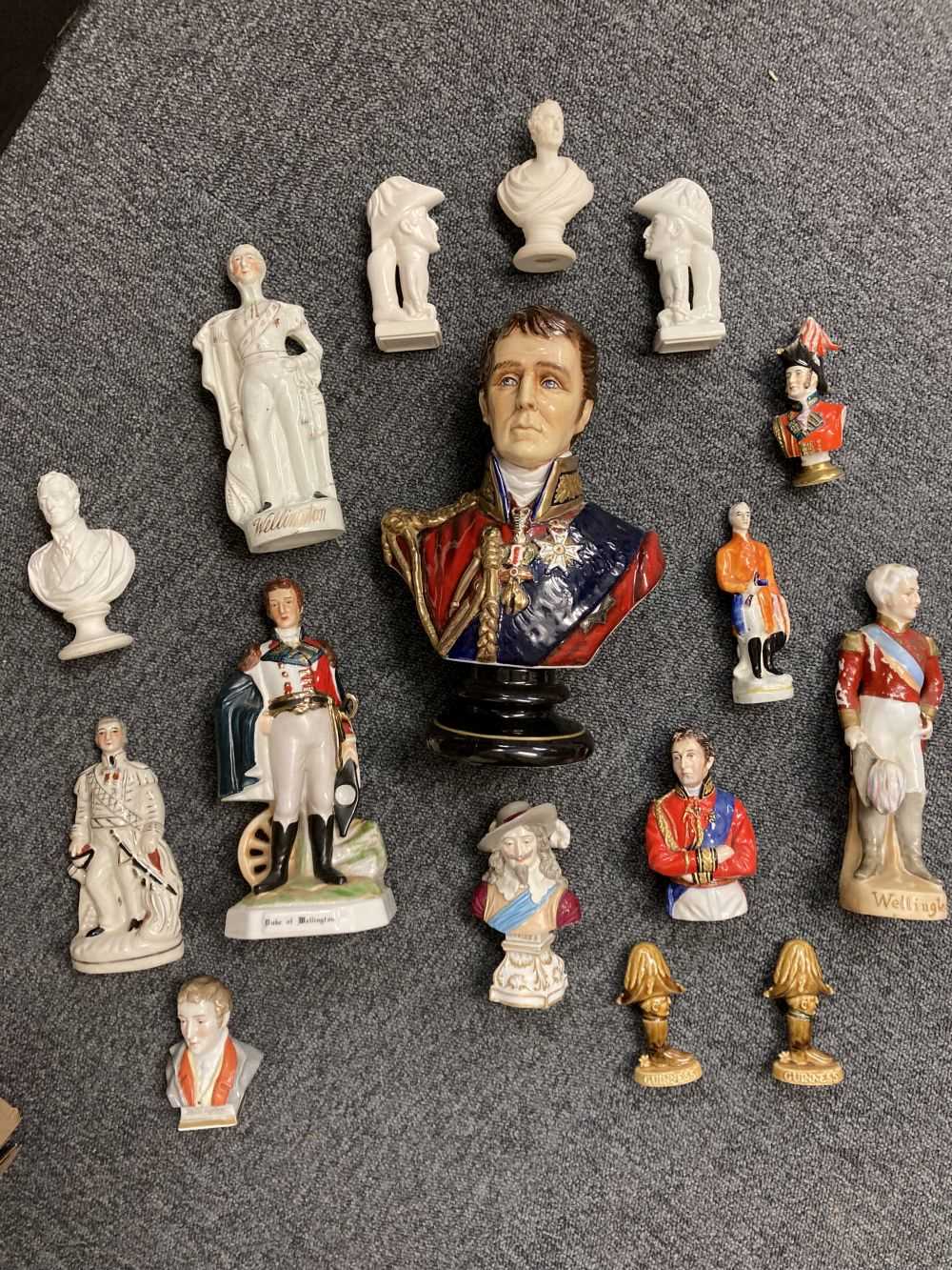 Lot 543 - Duke of Wellington. A large collection of mixed Duke of Wellington collectables