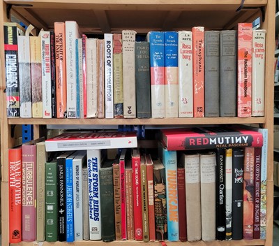 Lot 527 - Marxism. A large collection of Marxism reference & related