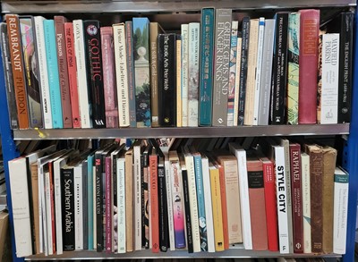 Lot 552 - Art. A large collection of art reference
