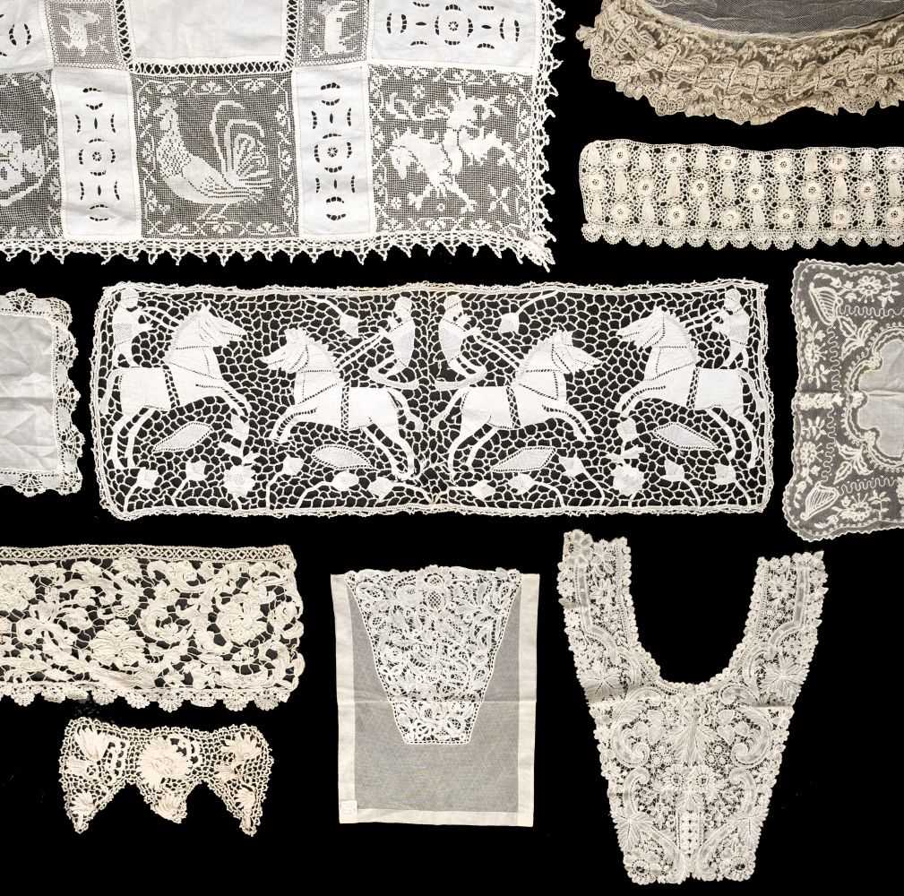 Lot 429 - Lace. A large collection of lace and lace items, 19th-20th century