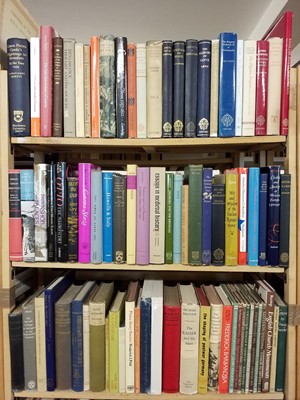 Lot 423 - History. A large collection of modern & scholarly history reference