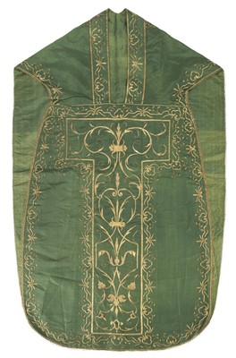 Lot 402 - Chasuble. A goldwork silk chasuble, late 18th/early 19th century