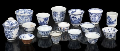 Lot 13 - Chinese and Japanese teacups, 18th/19th century