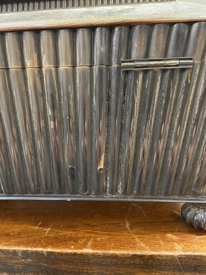 Lot 226 - Anglo-Indian. A George III period Anglo-Indian horn box circa 1820