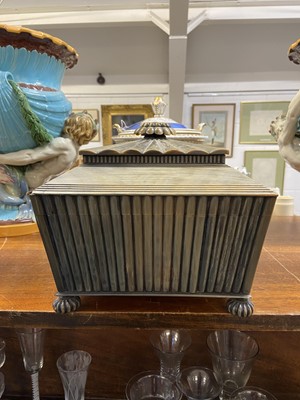 Lot 226 - Anglo-Indian. A George III period Anglo-Indian horn box circa 1820