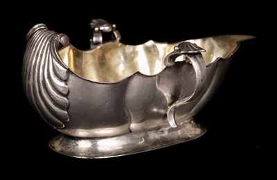 Lot 278 - Sauceboat. An 18th century Continental silver sauceboat, probably Augsburg circa 1740