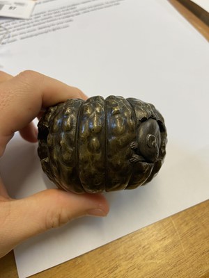 Lot 87 - Inkwell. Japanese bronze Inku Tsubo (inkwell), Meiji period