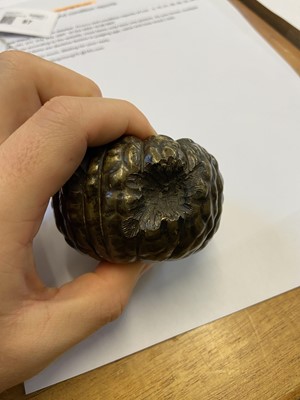 Lot 87 - Inkwell. Japanese bronze Inku Tsubo (inkwell), Meiji period