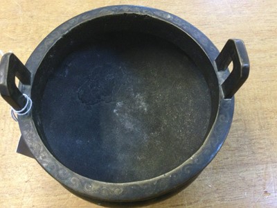 Lot 90 - Incense Burner. Chinese bronze incense burner, Qing Dynasty