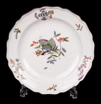 Lot 259 - Plate. Meissen polychrome porcelain plate, 18/19th century