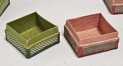 Lot 399 - Beaded boxes. A matching set of 4 trinket boxes, French, early 19th century