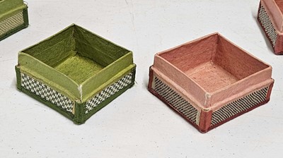 Lot 399 - Beaded boxes. A matching set of 4 trinket boxes, French, early 19th century