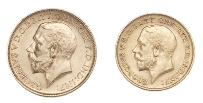 Lot 263 - George V (1910-1936). Gold Coins, Sovereign 1925 plus Half Sovereign