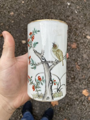 Lot 309 - Brush Pot. A Chinese porcelain famille-rose brush pot