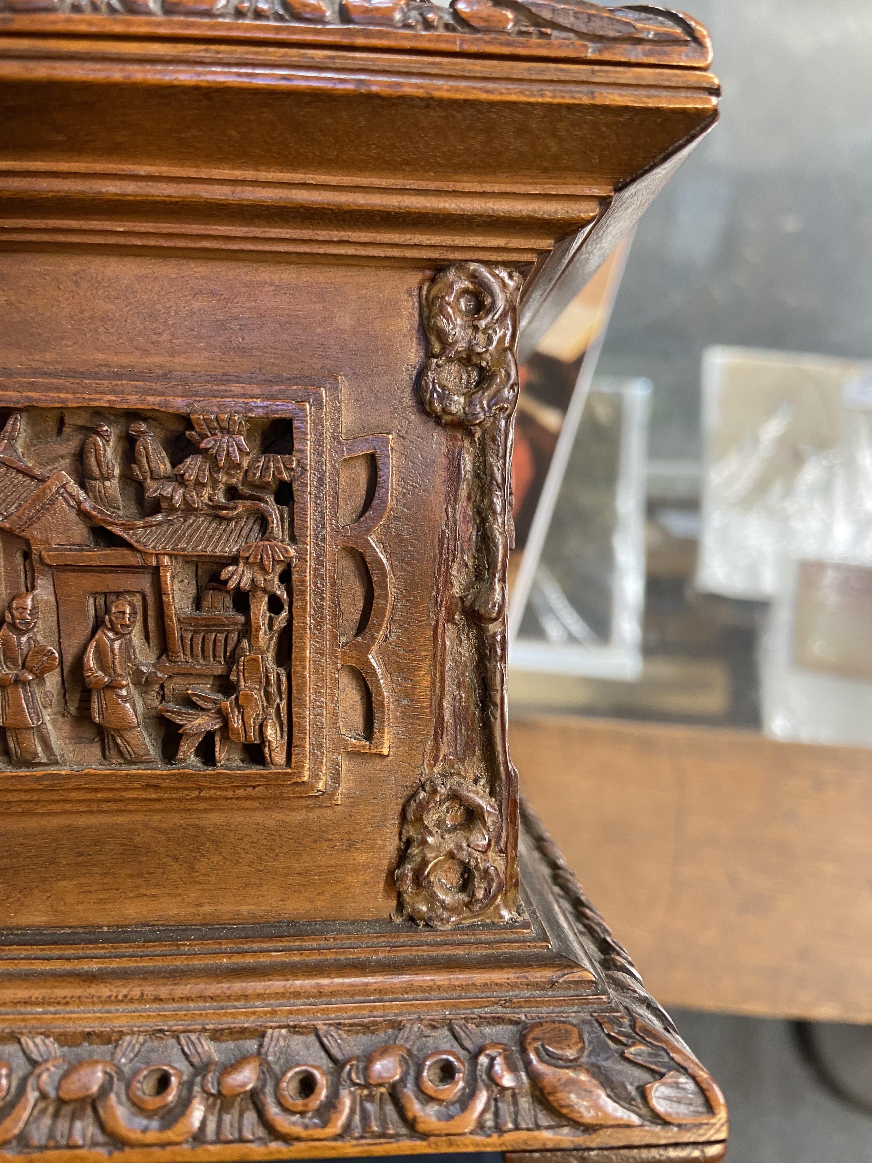Lot 305 - Canton Box. A 19th century Chinese carved